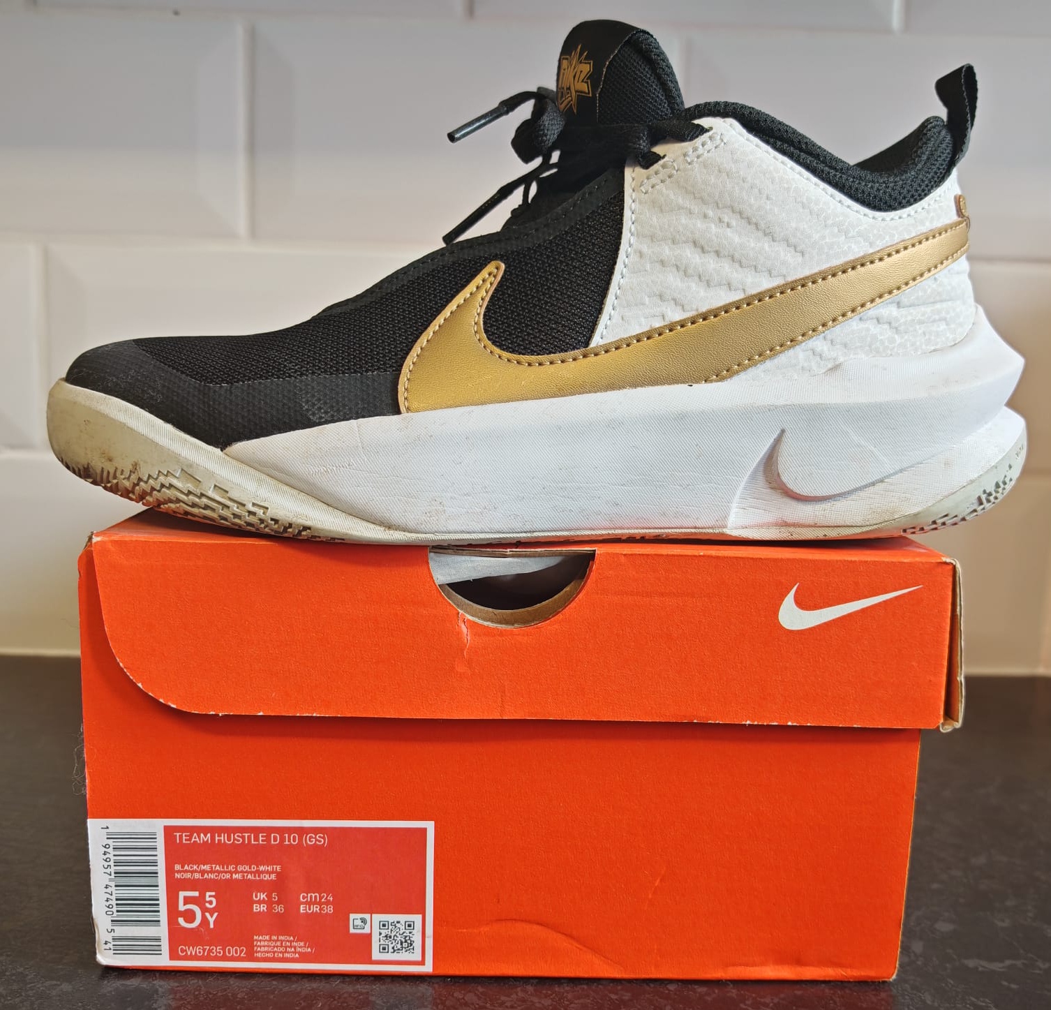 Nike Team Hustle Trainers